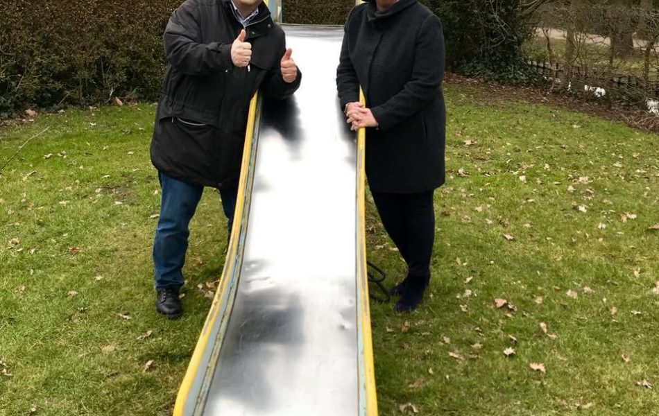 Gespräch mit Bevergerns Ortsvorsteher Thorsten Löchte am geplanten Mehr-Generationen-Spielplatz