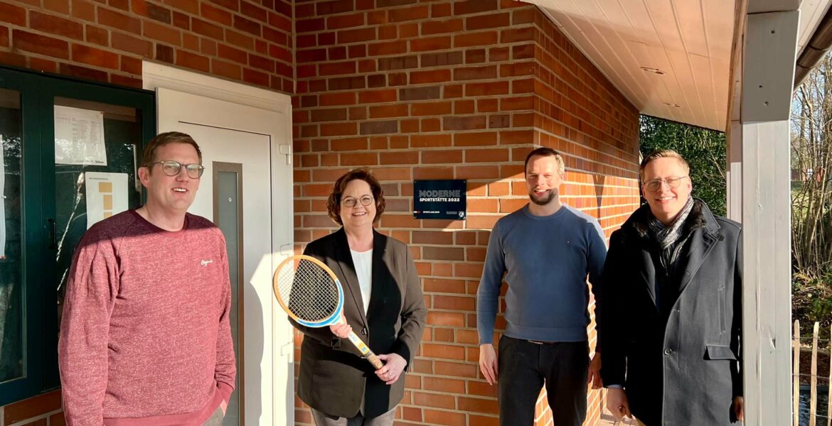 Tennis-Clubhaus des SV Teuto Riesenbeck mit Fördergeld renoviert
